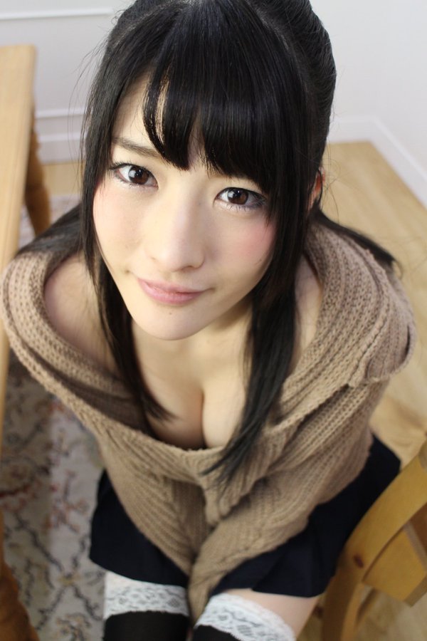 神谷えりな
