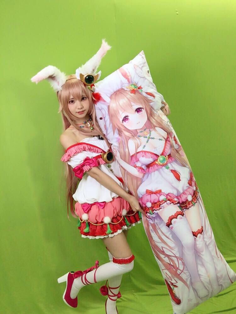 えなこ