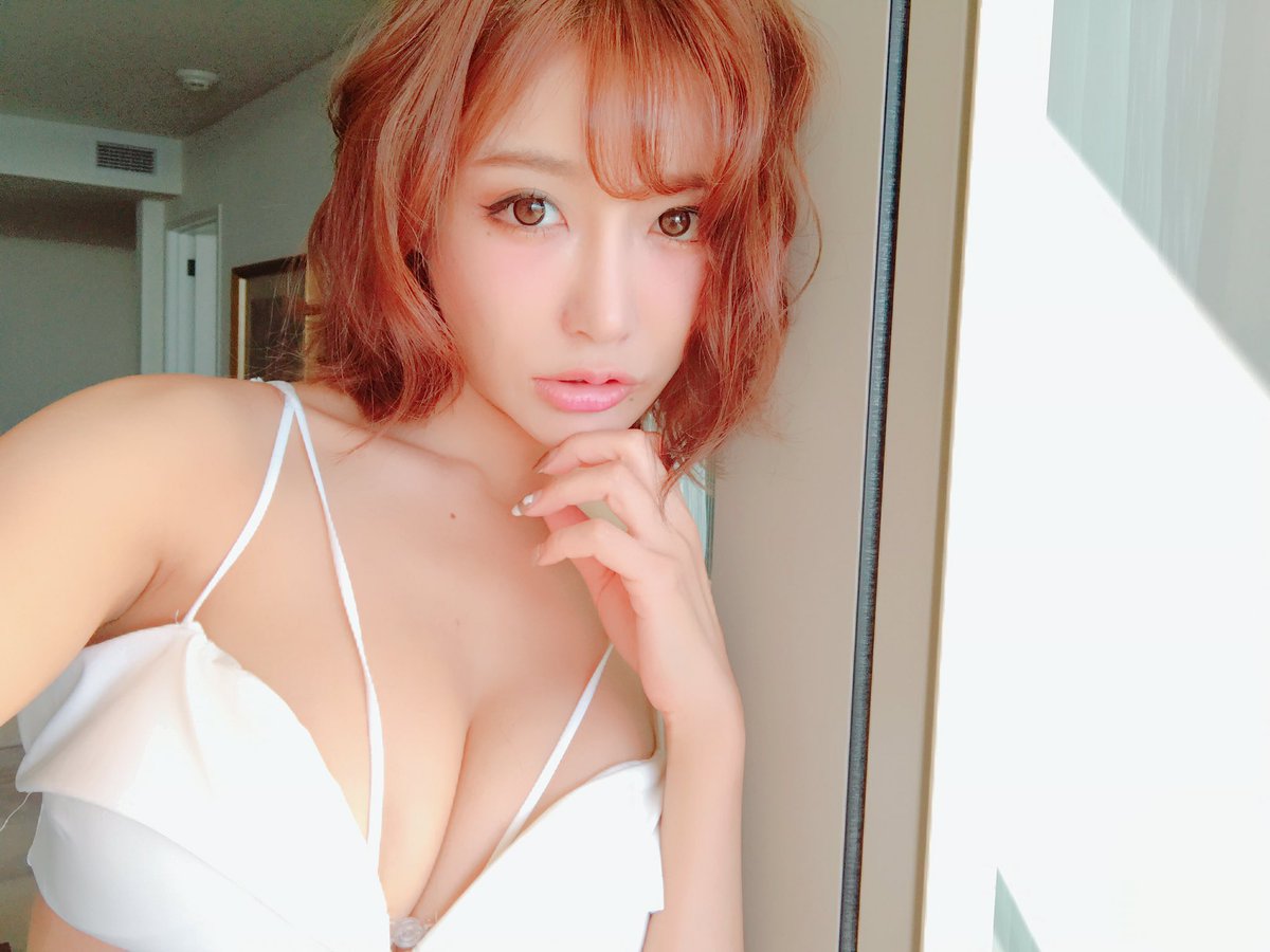 明日花キララ