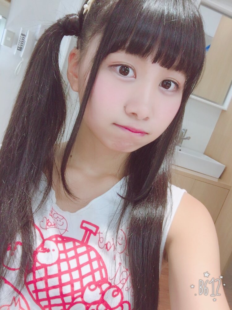 中村朱里