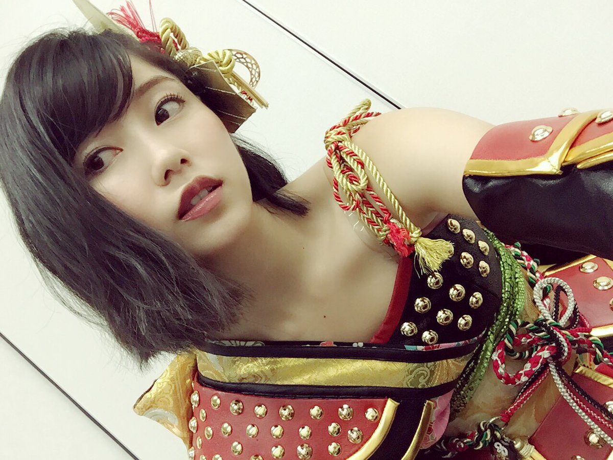 横山由依