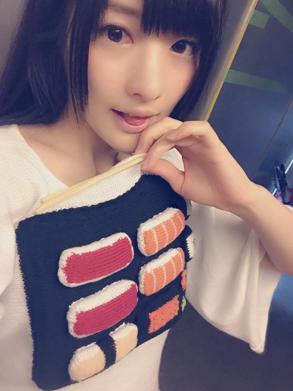 神谷えりな