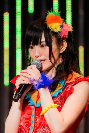 山本彩