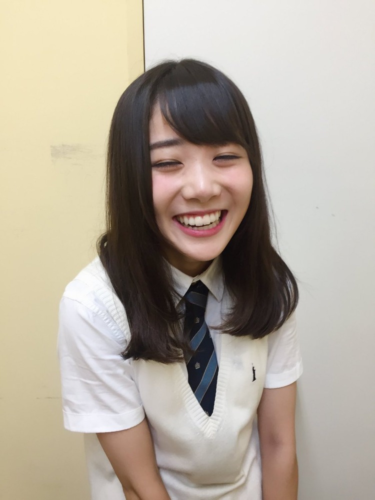 鶴見萌