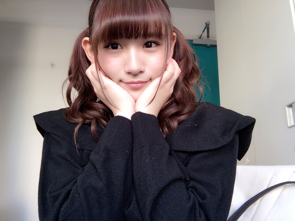 浅川梨奈