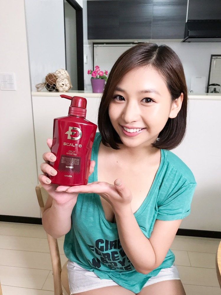 佐山彩香