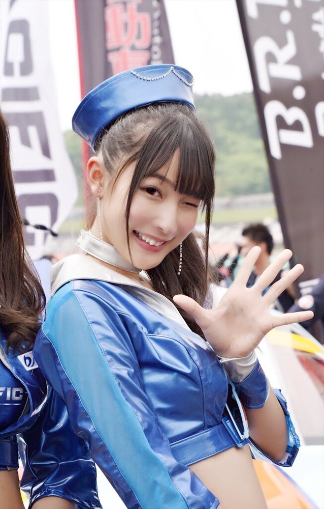 川崎あや