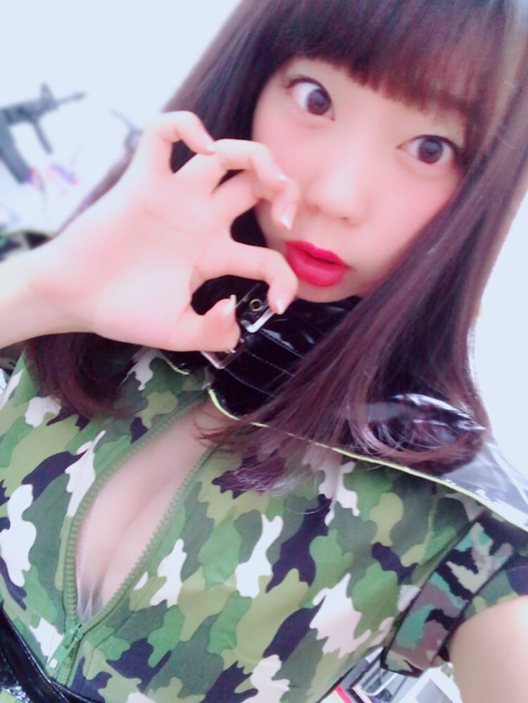 青山ひかる