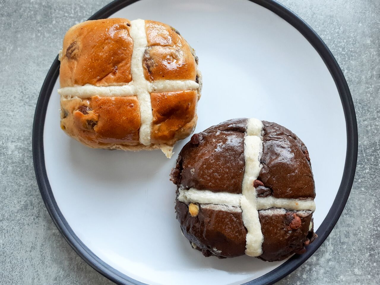 イギリスのグッドフライデー ホットクロスバンと可愛すぎるウサギ 旧 エディンバラ街歩き紀行