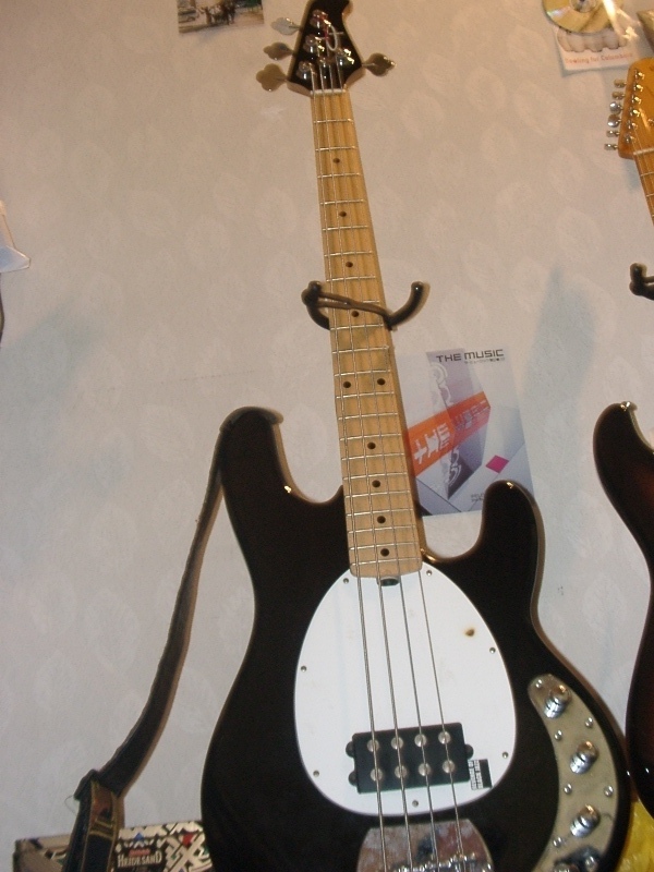 ベース OLP ERNIE BALL StingRay BASS OLP by Ernie Ball MM2 Stingray 4 -