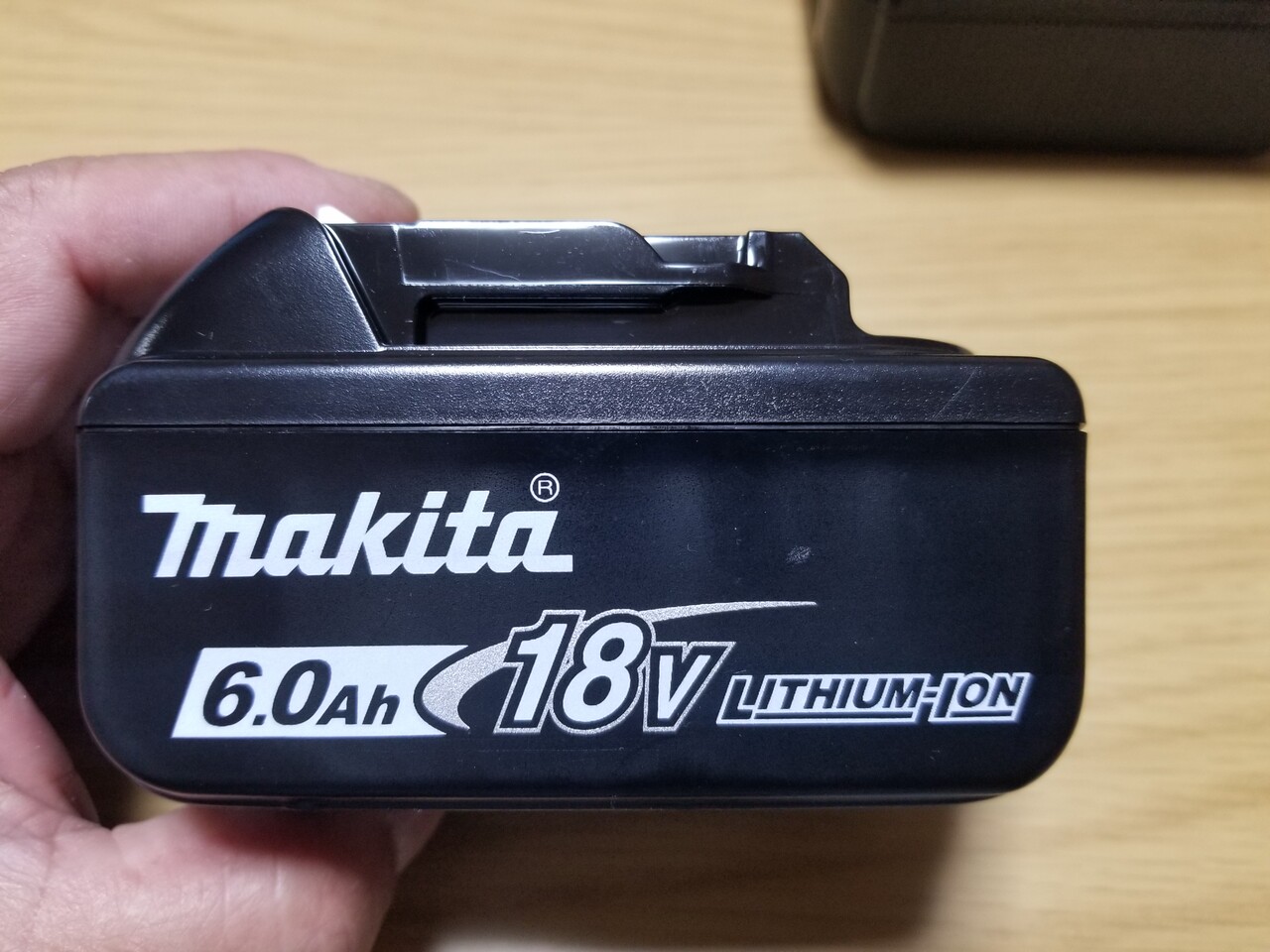 早い者勝ち!makita18v6.0A純正バッテリー マキタ18V 早い者勝ち!makita18v6.0A純正バッテリー マキタ18V