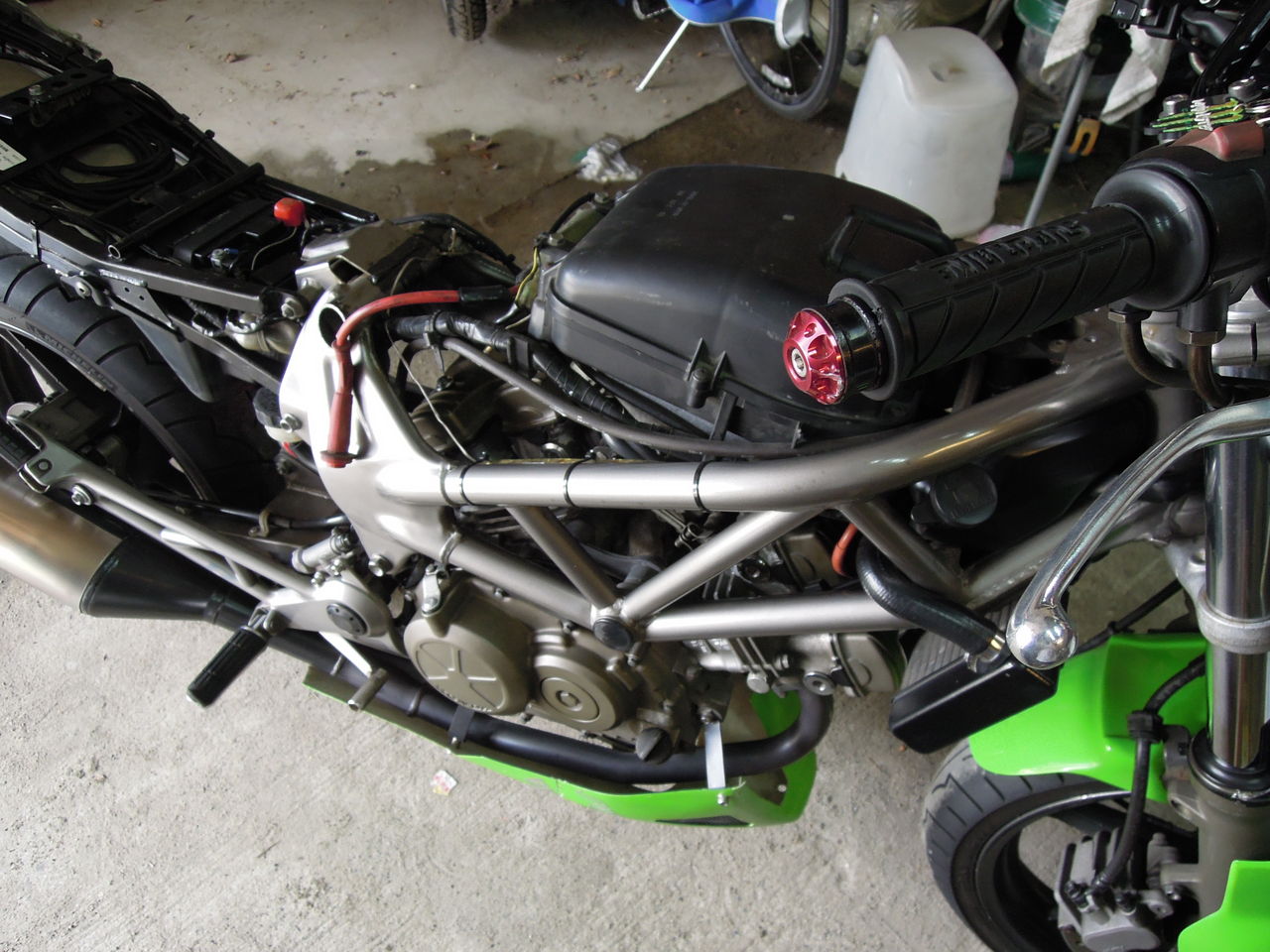 Vtr250 いろいろメンテ タペット調整 バルブクリアランス調整 プラグ交換 エアクリ交換 バイク素人が送るｄｉｙ日記