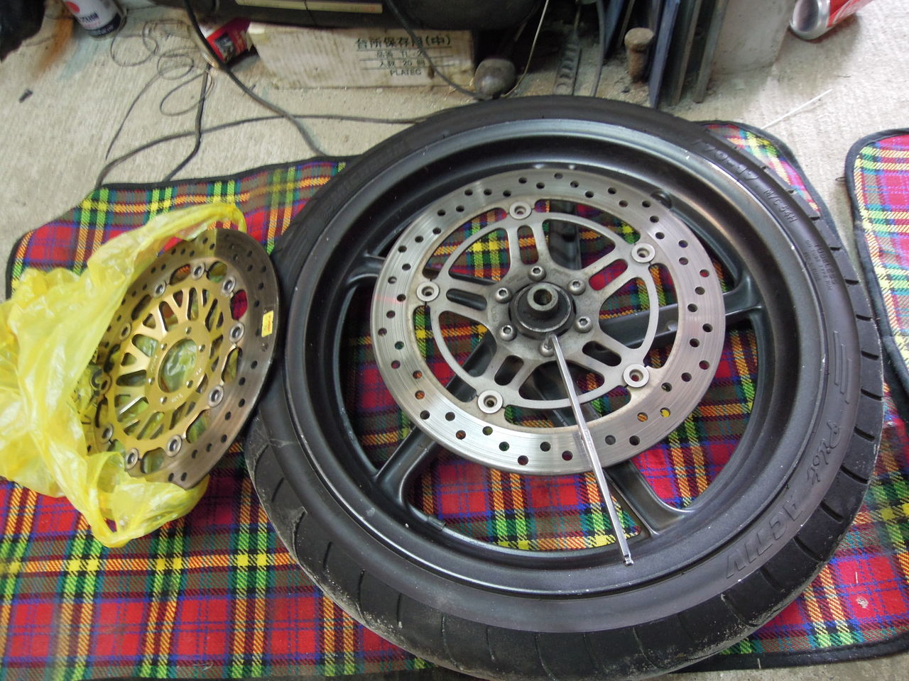 難有　 ホーネット250 VTR250 新品 フロントディスク 金2 | ローターブレーキディスクホンダ HORNET250 VTR250