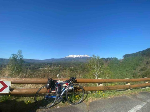 16D8A420-E190-441F-880B-0ED46B03BDC6