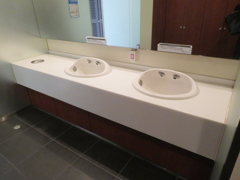 B館5階 (1)