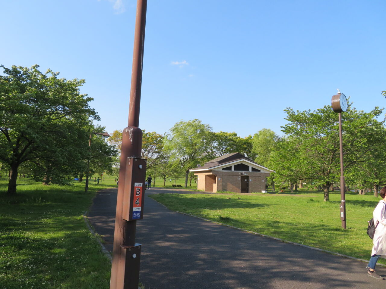 舎人公園 6番トイレ 御手洗倶楽部 舎人公園 6番トイレ 御手洗倶楽部
