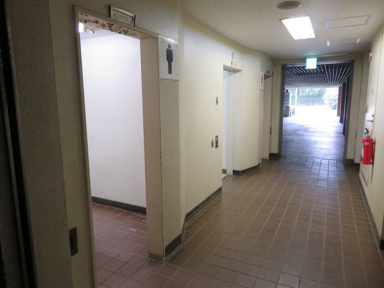 市民の森 見沼グリーンセンター 見沼グリーンセンター本館1階トイレ 御手洗倶楽部 市民の森 見沼グリーンセンター 見沼グリーンセンター本館1階トイレ 御手洗倶楽部