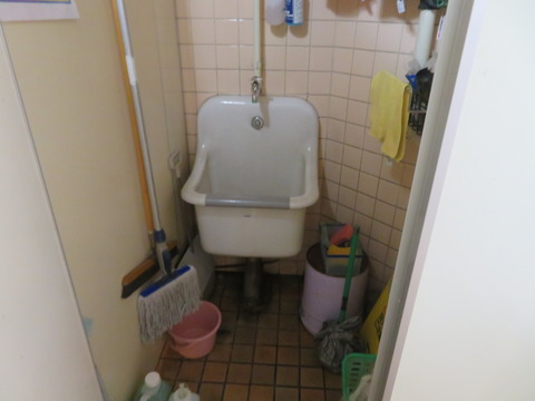 B館B2階 (3)