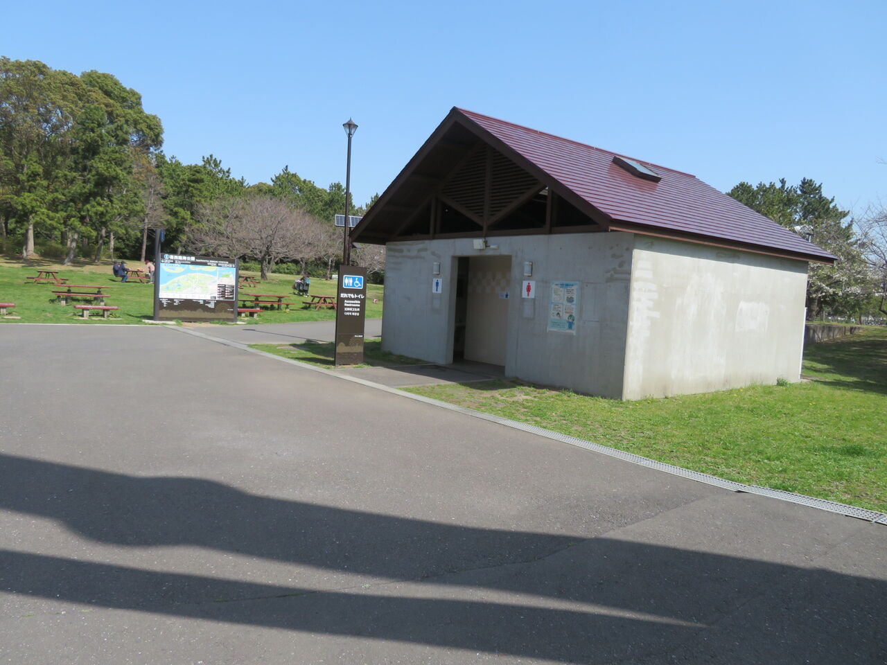 葛西臨海公園 大観覧車付近トイレ 御手洗倶楽部 葛西臨海公園 大観覧車付近トイレ 御手洗倶楽部