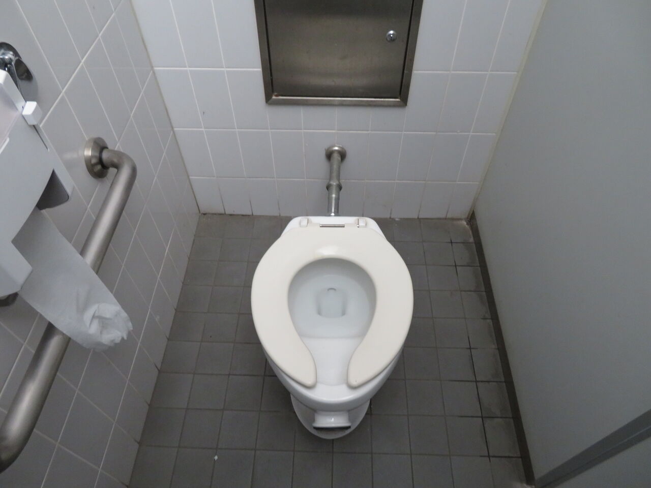 八幡屋公園 トイレ 御手洗倶楽部