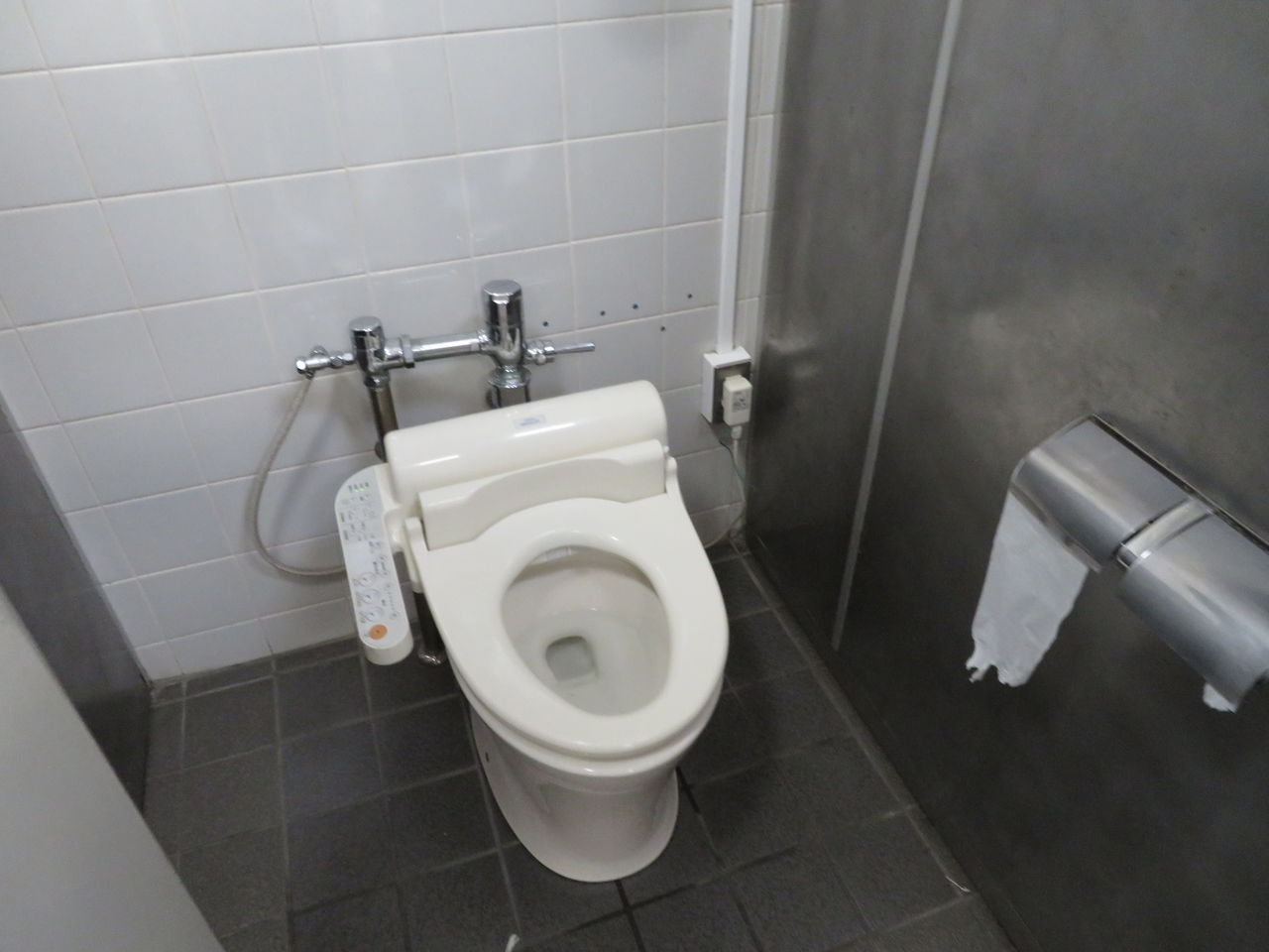 樹里　便器 道の駅川口・あんぎょう 屋外トイレ : おてあらい倶楽部