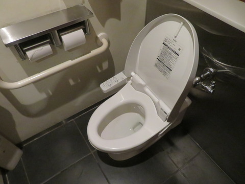 B館5階 (4)