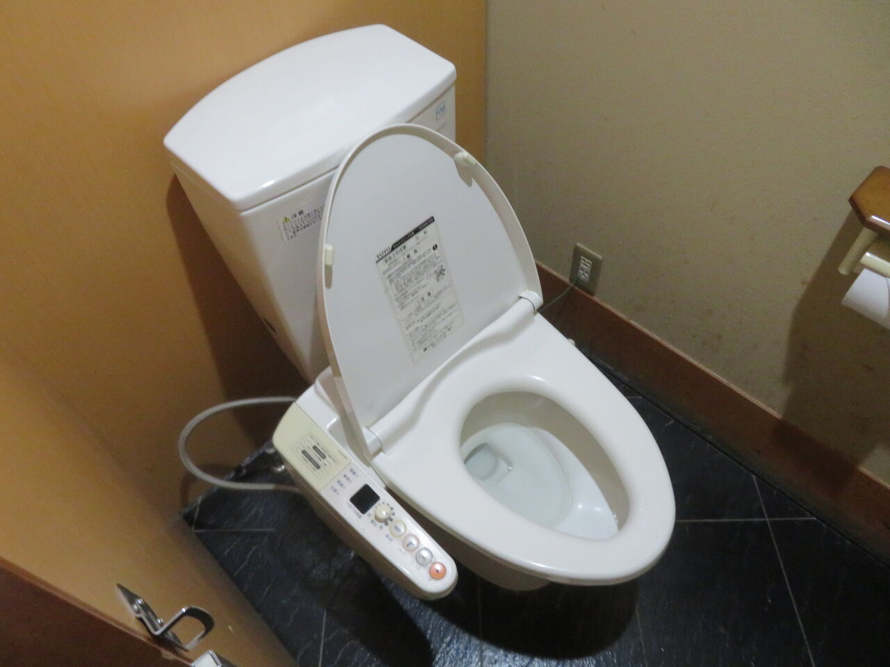 トイレとぺーぱー Amazon｜SoBuy トイレ収納 トイレラック スリム 隙間収納