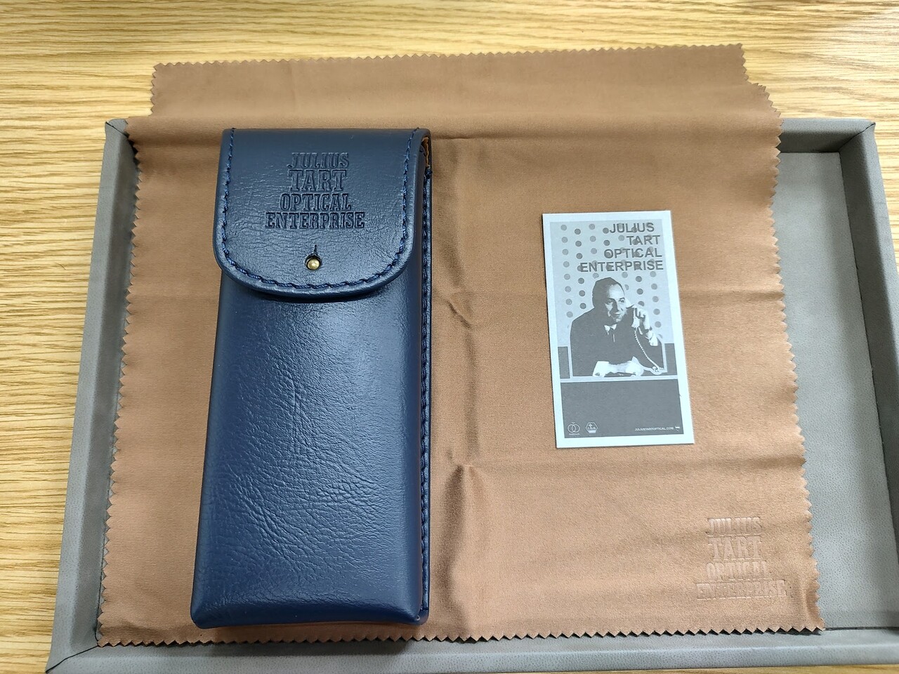 JULIUS TART OPTICAL メガネケース2個セット JULIUSTARTOPTICAL純正メガネケース ジュリアスタート