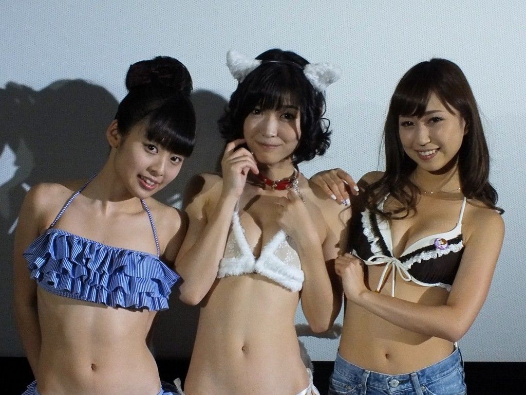 １１ ３０ こたつと みかんと 殺意と ニャー 舞台挨拶 撮影会付き Tamaの広く浅く所々深い趣味の世界