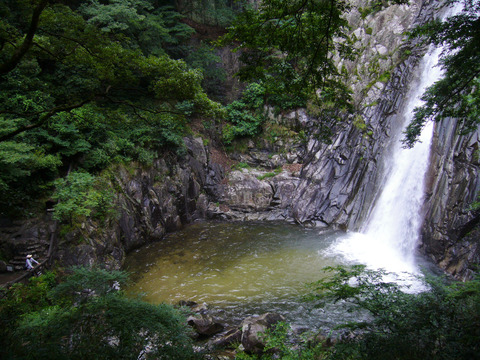 Odaki,_from_the_Nunobiki_Falls