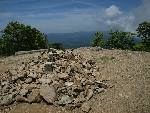 1024px-Odaigahara_Hiidedake