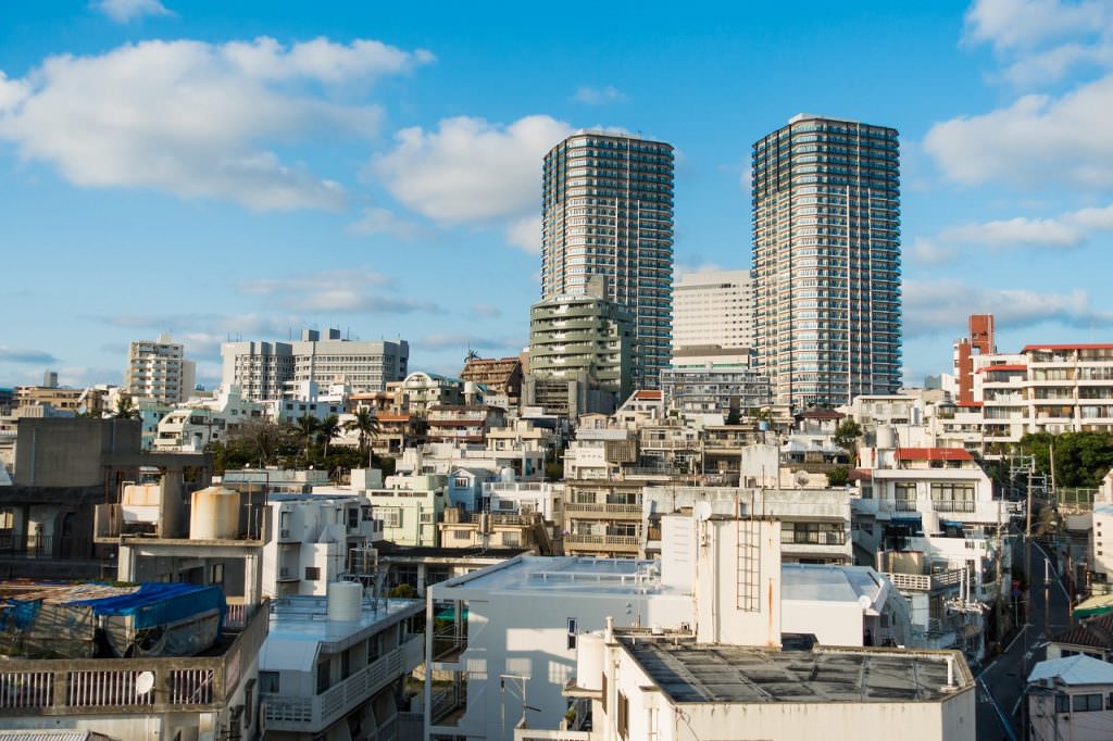 旅行行こうず!ー国内旅行まとめブログー【朗報】那覇市、大都会だったコメントする