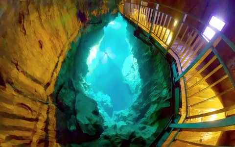 Ryusendo_Cave_Underground_Lake_Cap_20201115