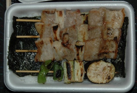 Yakitori_Bentou_Hasegawastore_Hokkaido_Japan