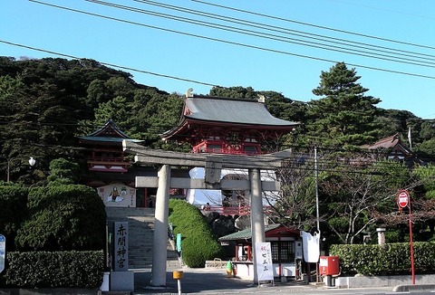 1024px-Akama_jingu