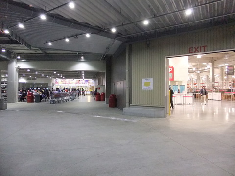 1280px-Costco_Hiroshima_20131130