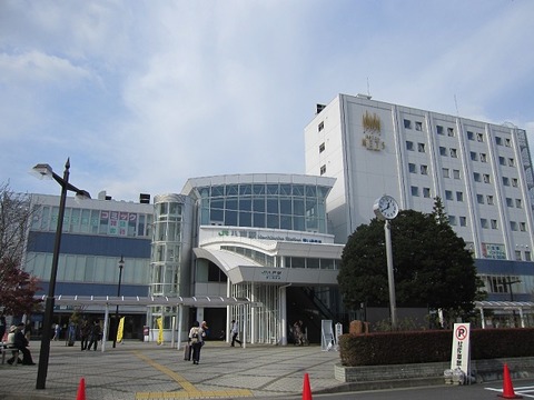 Hachinohe_station_20111029