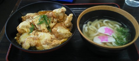 Sukesan_udon_and_donburi