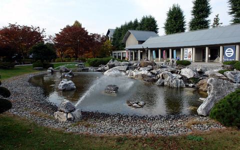 Yamagata_Kajo_Park_Fountain_2007