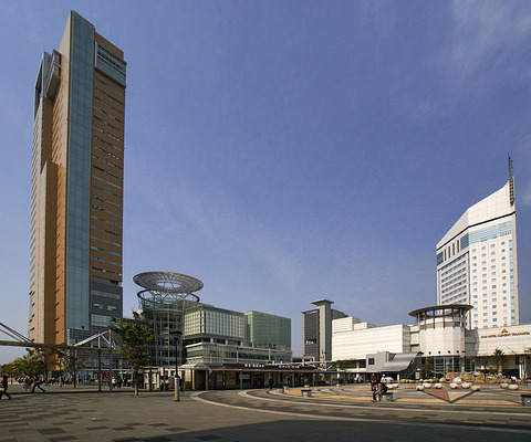 800px-Takamatsu_symbol_tower05s3000