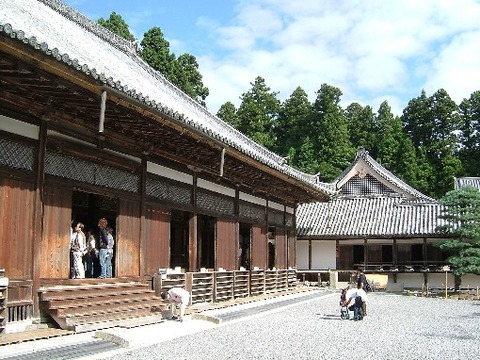 1024px-Zuigan-ji_Matsushima_2006-09-24