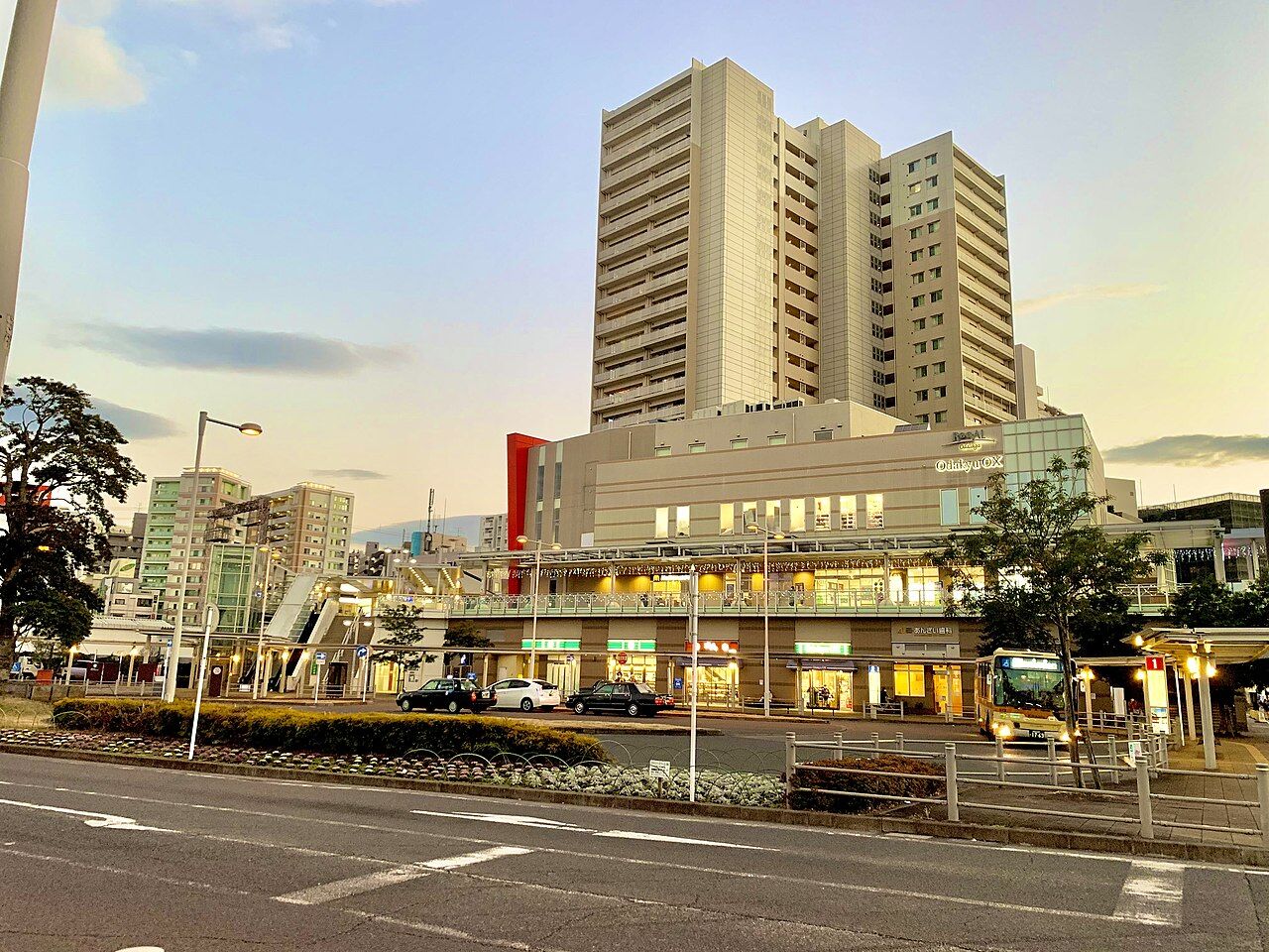 「小田急相模原駅」←各駅停車しか止まらないのにめちゃくちゃ栄えてて草w 旅行行こうず!ー国内旅行まとめブログー 「小田急相模原駅」←各駅停車しか止まらないのにめちゃくちゃ栄えてて草w 旅行行こうず!ー国内旅行まとめブログー