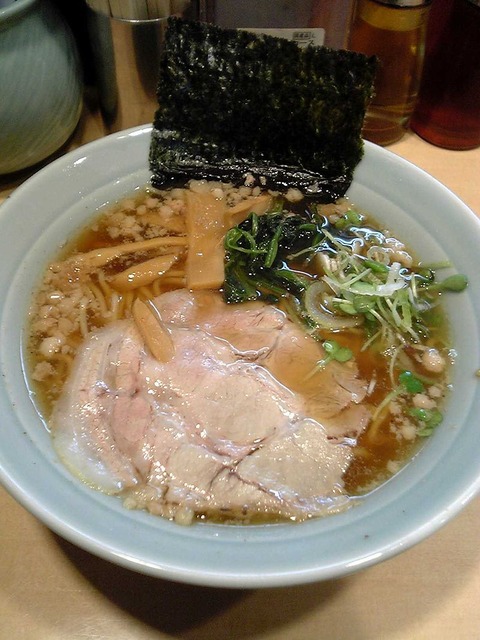 800px-Onomichiramen12345