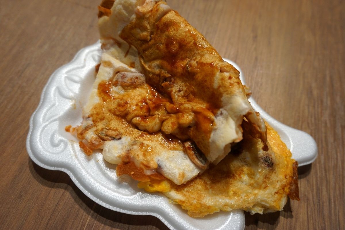 イカ焼きといえば 関東 イカを丸ごと焼いたもの 関西 イカ入りお好み焼き風なもの 旅行行こうず ー国内旅行まとめブログー イカ焼きといえば 関東 イカを丸ごと焼いたもの 関西 イカ入りお好み焼き風なもの 旅行行こうず ー国内旅行まとめブログー