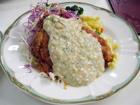 Chicken_with_tartar_sauce