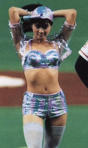 内田有紀 乳首がみえてるほかエロ画像 芸能画像 多摩川 内田有紀 乳首がみえてるほかエロ画像 芸能画像 多摩川
