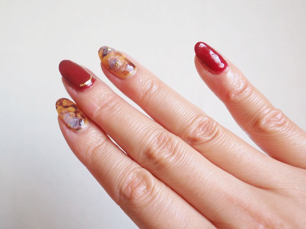 マオジェルさんの動画をみてネイルのフォルムを考える M Nail