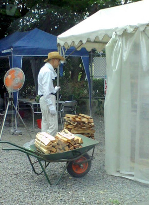 110815送り火護摩木1