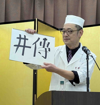 260216������15