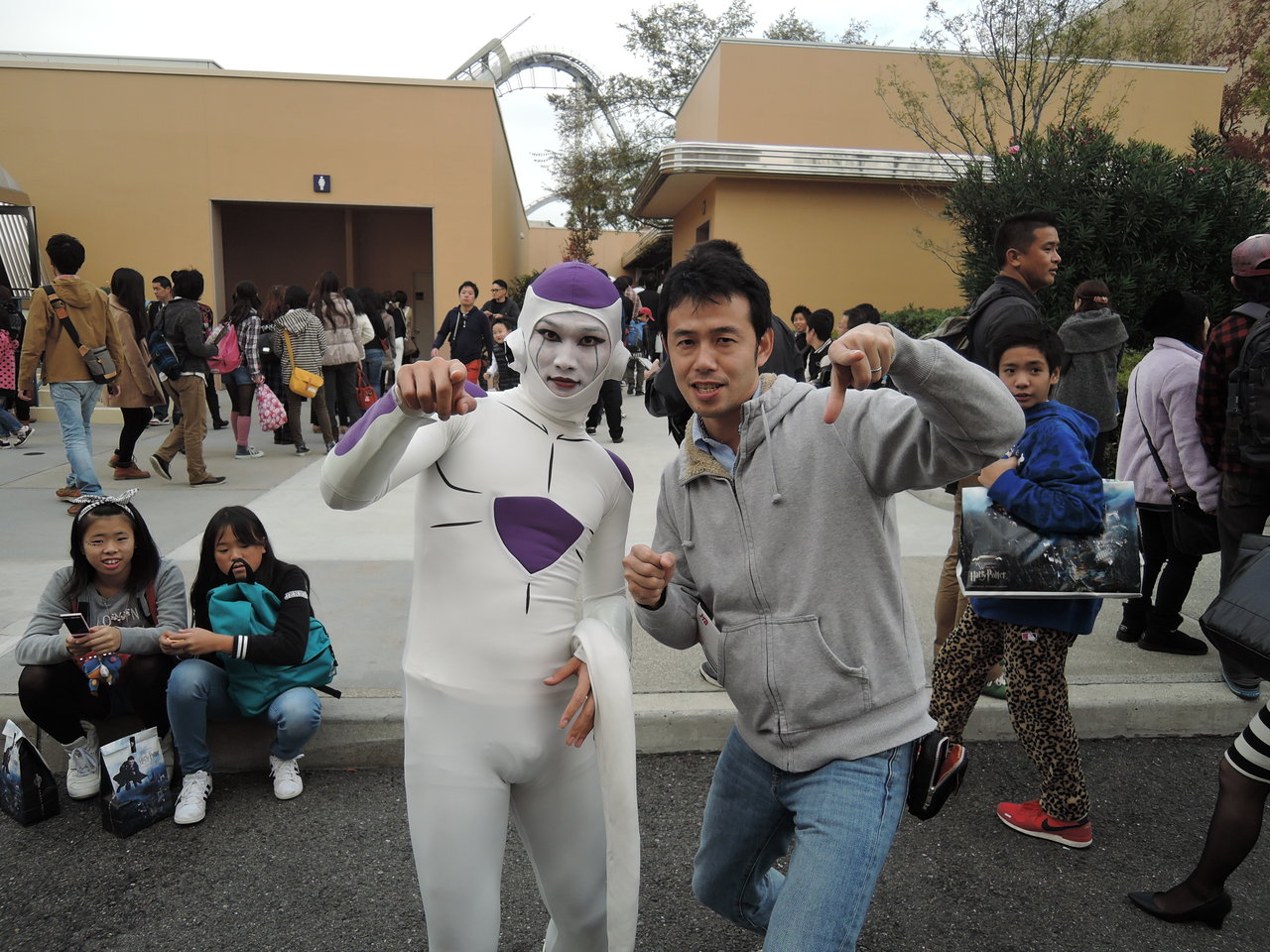 社員旅行 Usj コスプレ写真編 Tamanegirunnersのブログ